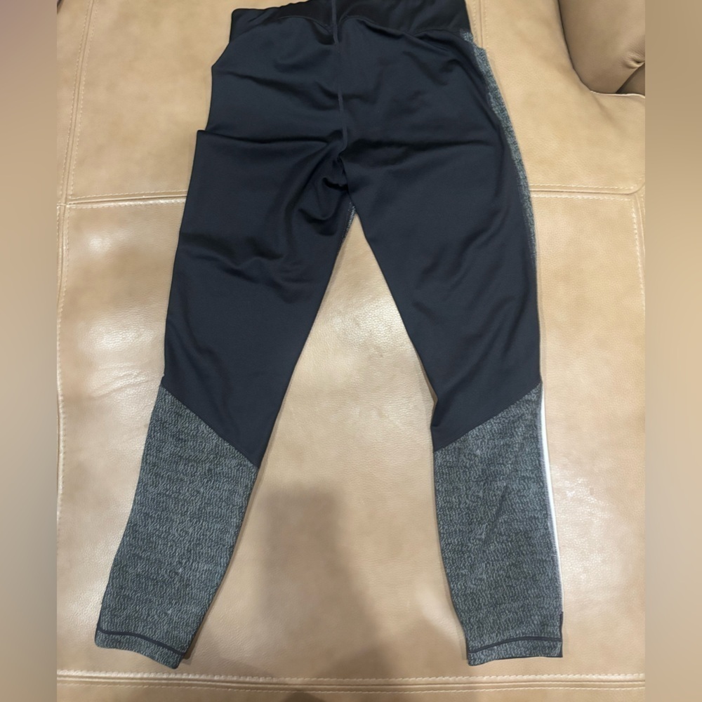 Under armor cropped leggings - Picture 3 of 3